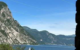 Mira Lago